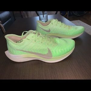 Nike Women’s Pegasus Turbo 2 size 9.5